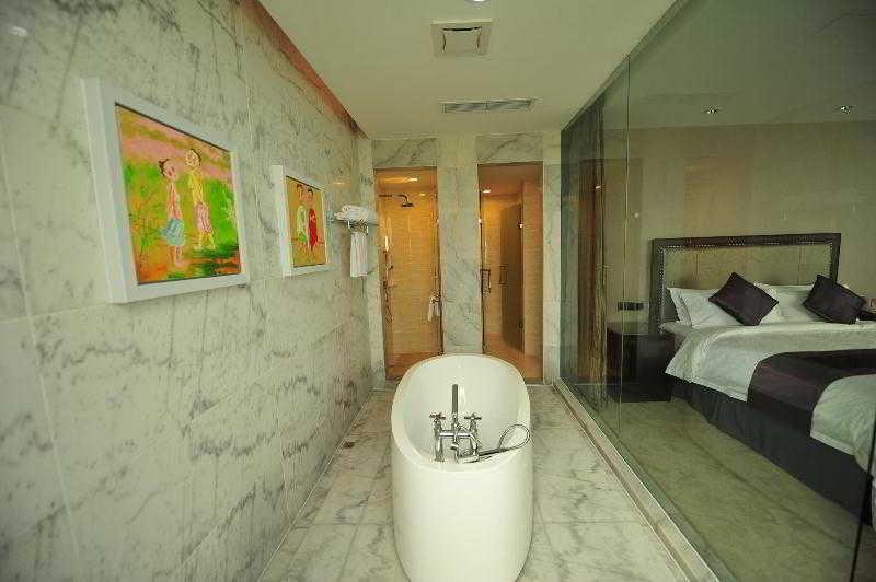 Shanghai New Century Manju Hotel Luoshan @Sniec Экстерьер фото